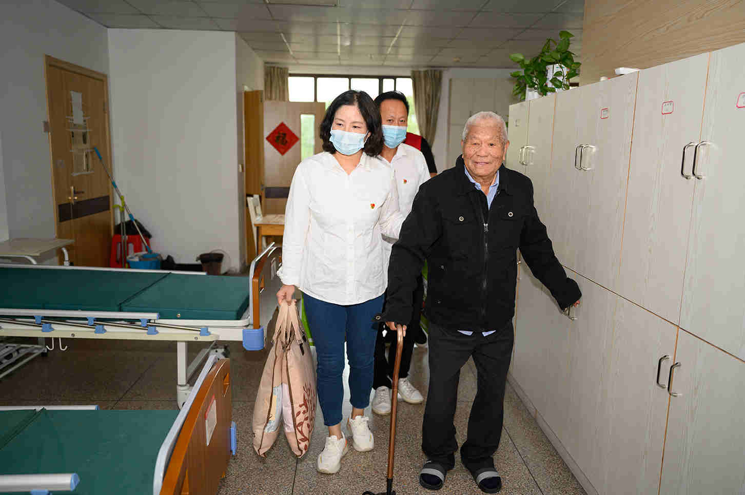 1634198835598017.jpg 1634198835598017.jpg