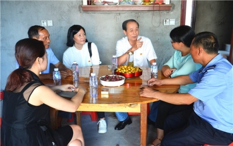 點(diǎn)亮希望之燈！--幫困助學(xué)持續(xù)報(bào)道