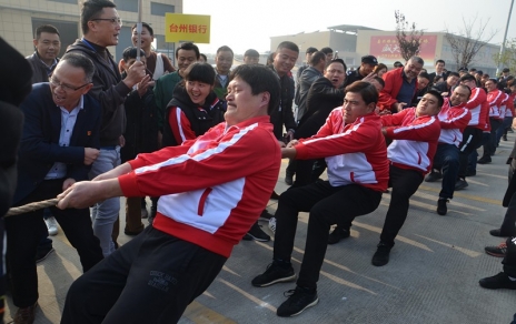 不畏困難勇往直前，展現(xiàn)良好精神風采