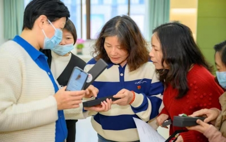 爭做時(shí)代新女性，助力嘉農(nóng)新發(fā)展